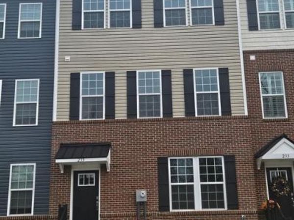 235 SMITHWORKS BOULEVARD, PHOENIXVILLE, PA 19460