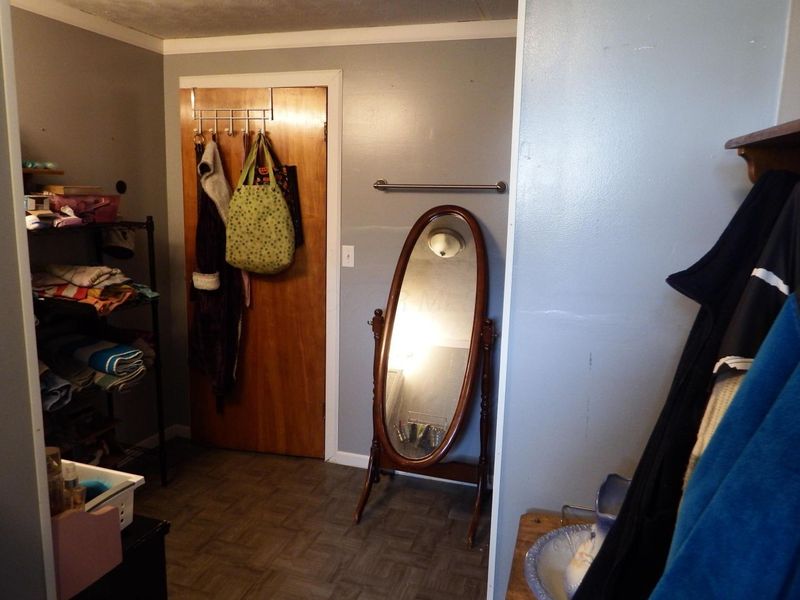 39 E Main Street, Crooksville, OH 43731 Photo 15