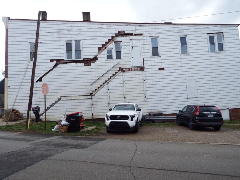 39 E Main Street, Crooksville, OH 43731 Photo 30