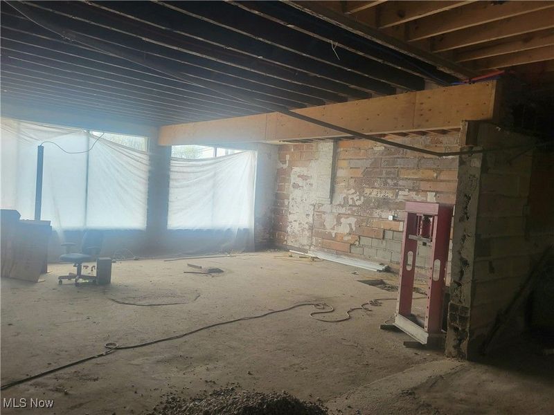 1605 Broadway, Lorain, OH 44052 Photo 8