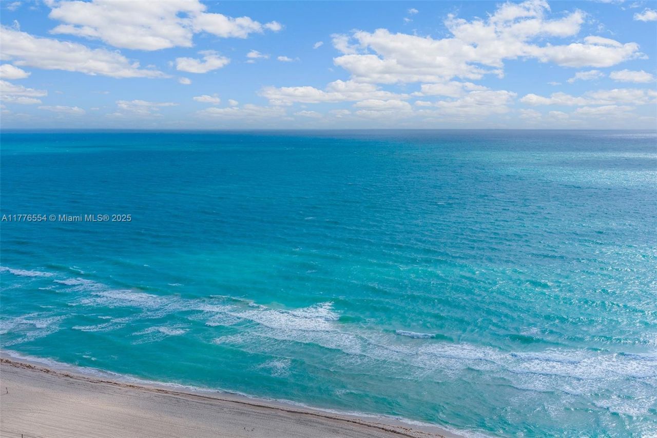 4775 Collins Ave, Unit 2607, Miami Beach, FL 33140 Photo