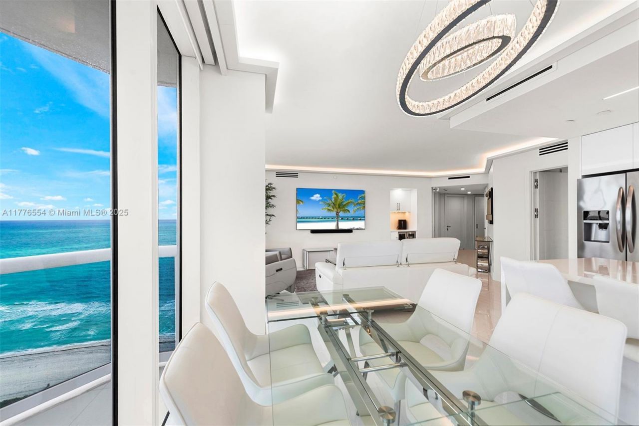 4775 Collins Ave, Unit 2607, Miami Beach, FL 33140 Photo