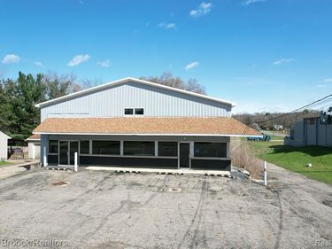 110 CREEKVIEW Drive, Bedford Twp, MI 49037