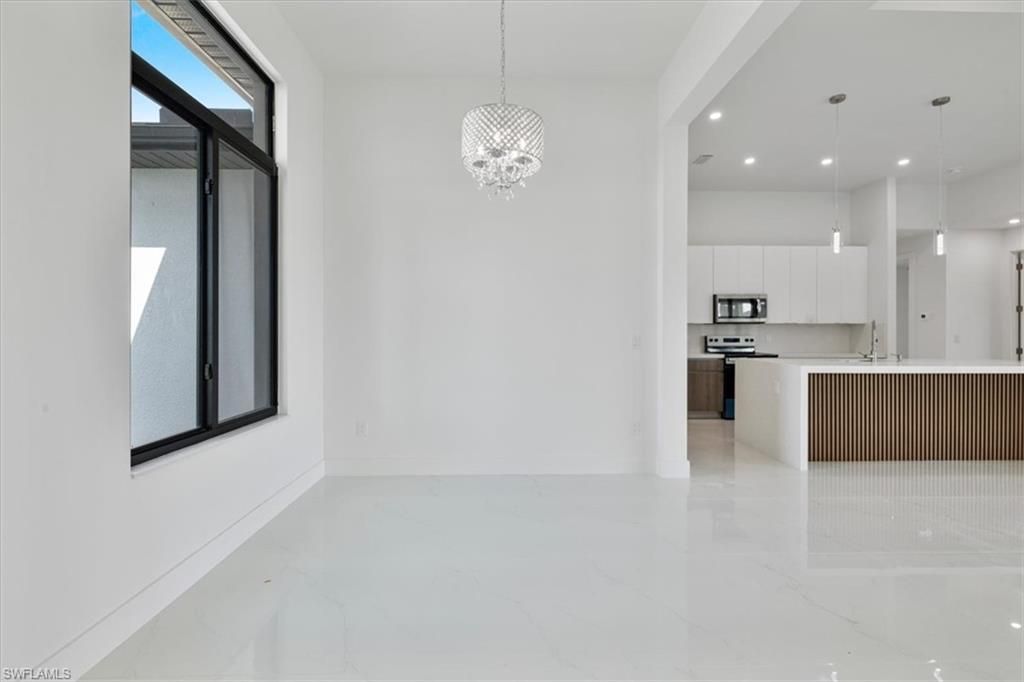 2500 NW 7th St, Cape Coral, FL 33993 Photo