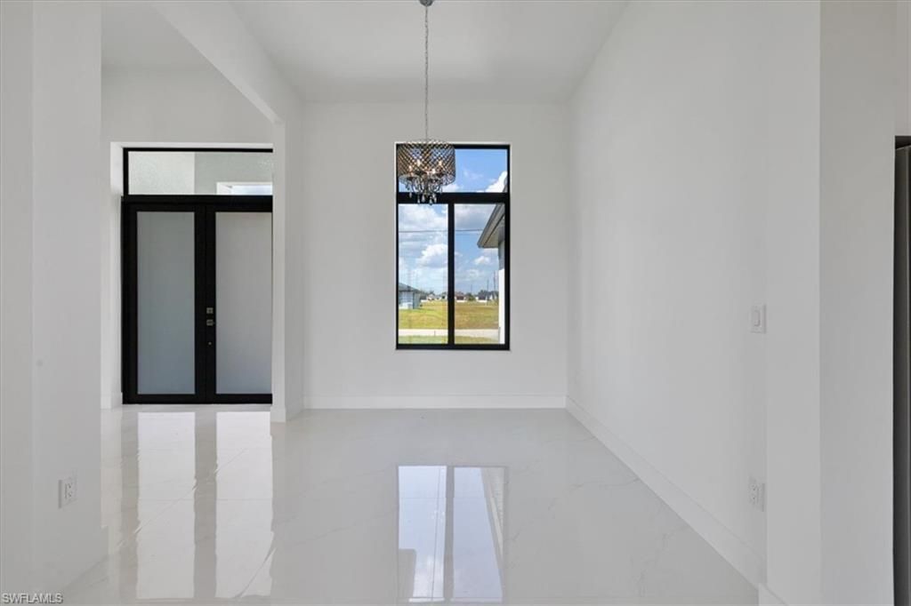 2500 NW 7th St, Cape Coral, FL 33993 Photo