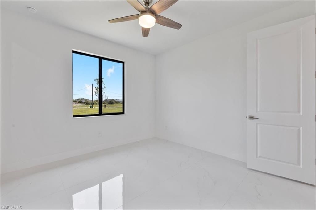 2500 NW 7th St, Cape Coral, FL 33993 Photo
