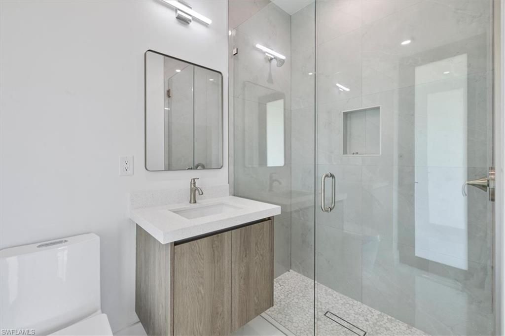 2500 NW 7th St, Cape Coral, FL 33993 Photo