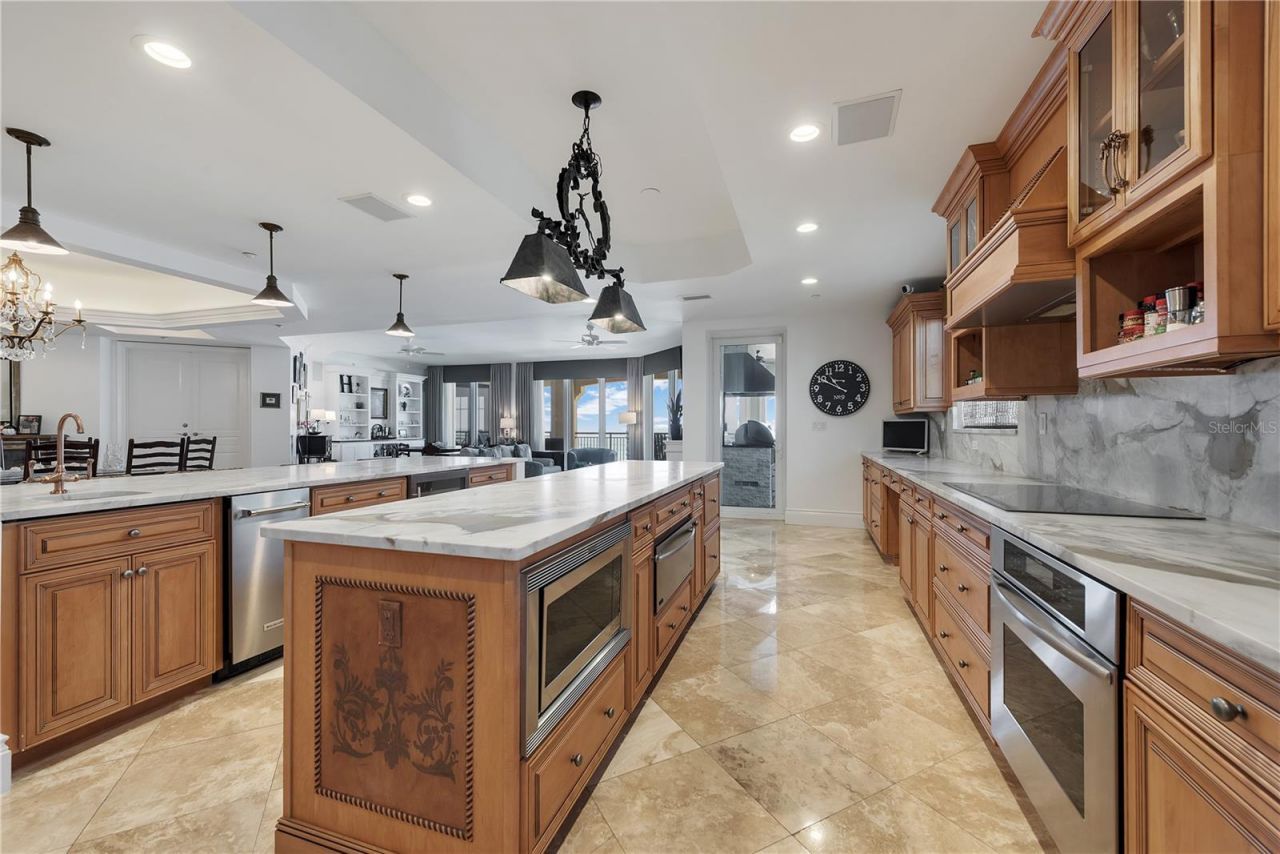 16300 Gulf Boulevard, Unit 300B, Redington Beach, FL 33708 Photo