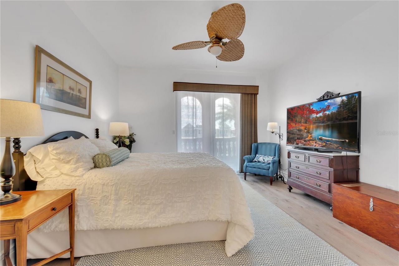 16300 Gulf Boulevard, Unit 300B, Redington Beach, FL 33708 Photo