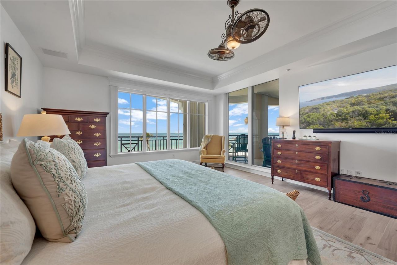 16300 Gulf Boulevard, Unit 300B, Redington Beach, FL 33708 Photo