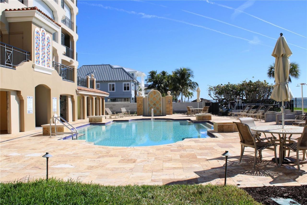 16300 Gulf Boulevard, Unit 300B, Redington Beach, FL 33708 Photo