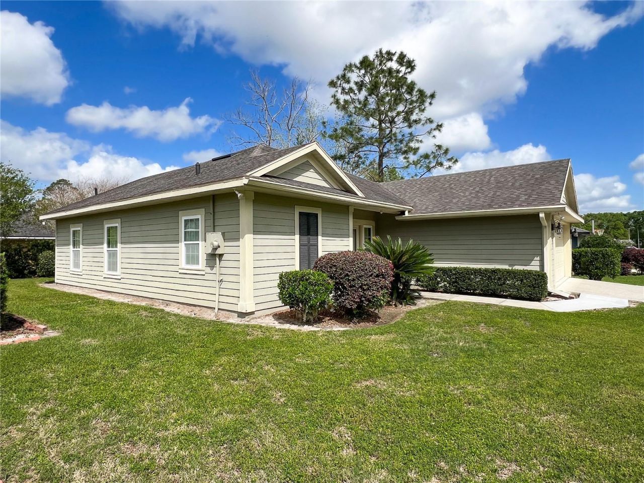 19176 NW 228th Street, High Springs, FL 32643 Photo