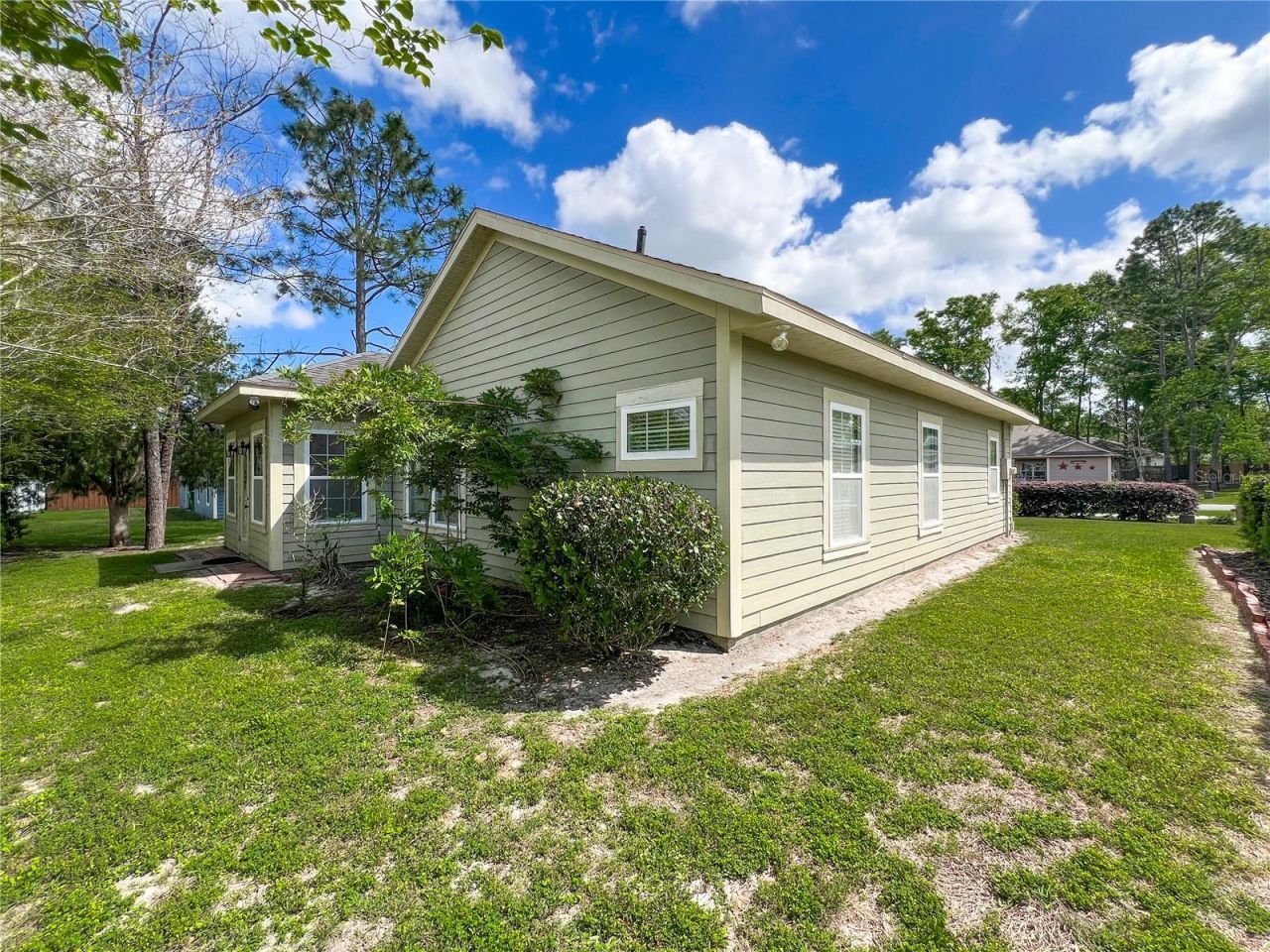 19176 NW 228th Street, High Springs, FL 32643 Photo