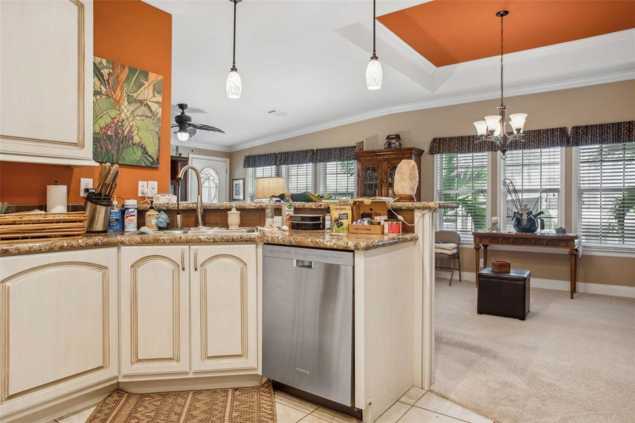 4851 W Gandy Boulevard, Unit B09L23, Tampa, FL 33611 Photo