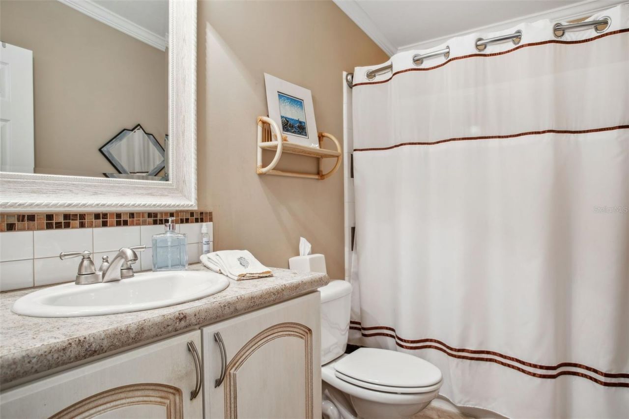4851 W Gandy Boulevard, Unit B09L23, Tampa, FL 33611 Photo