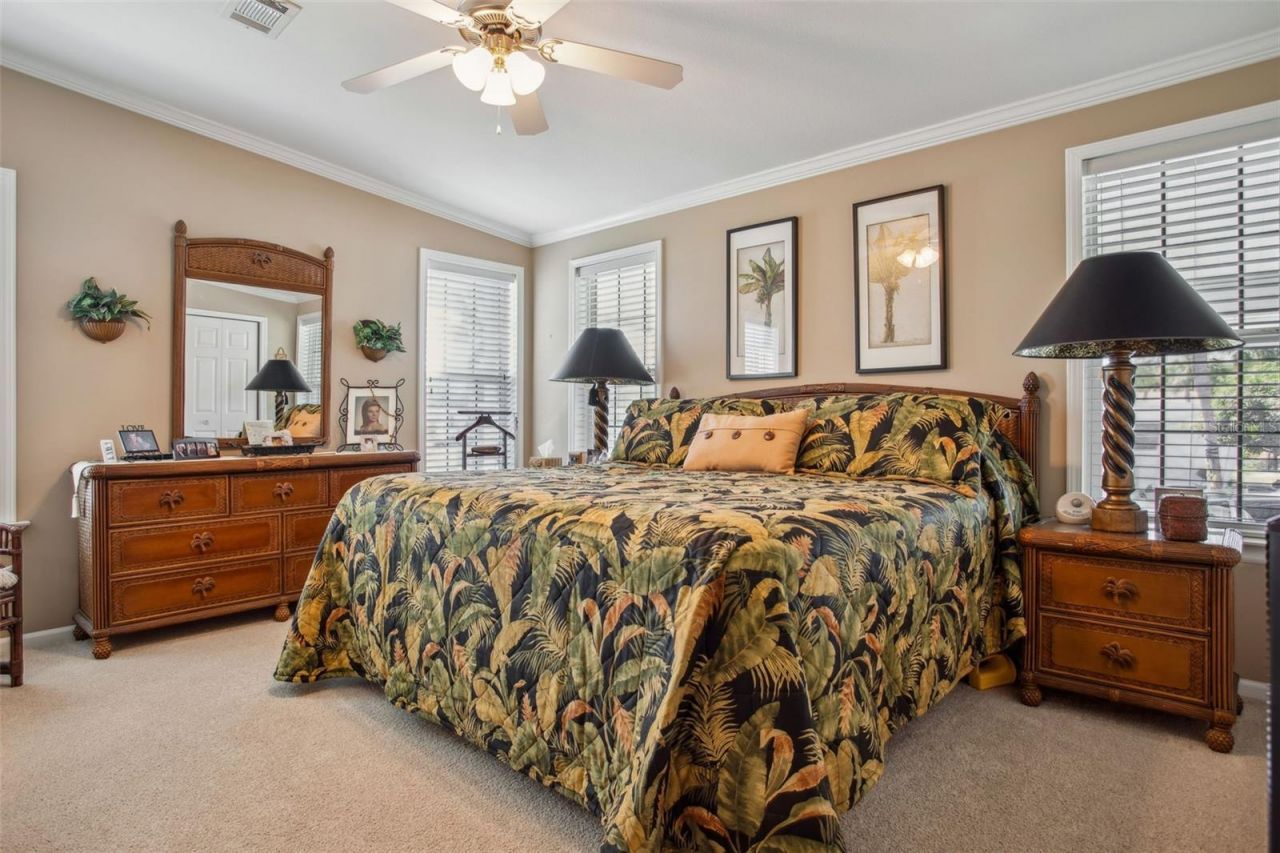 4851 W Gandy Boulevard, Unit B09L23, Tampa, FL 33611 Photo