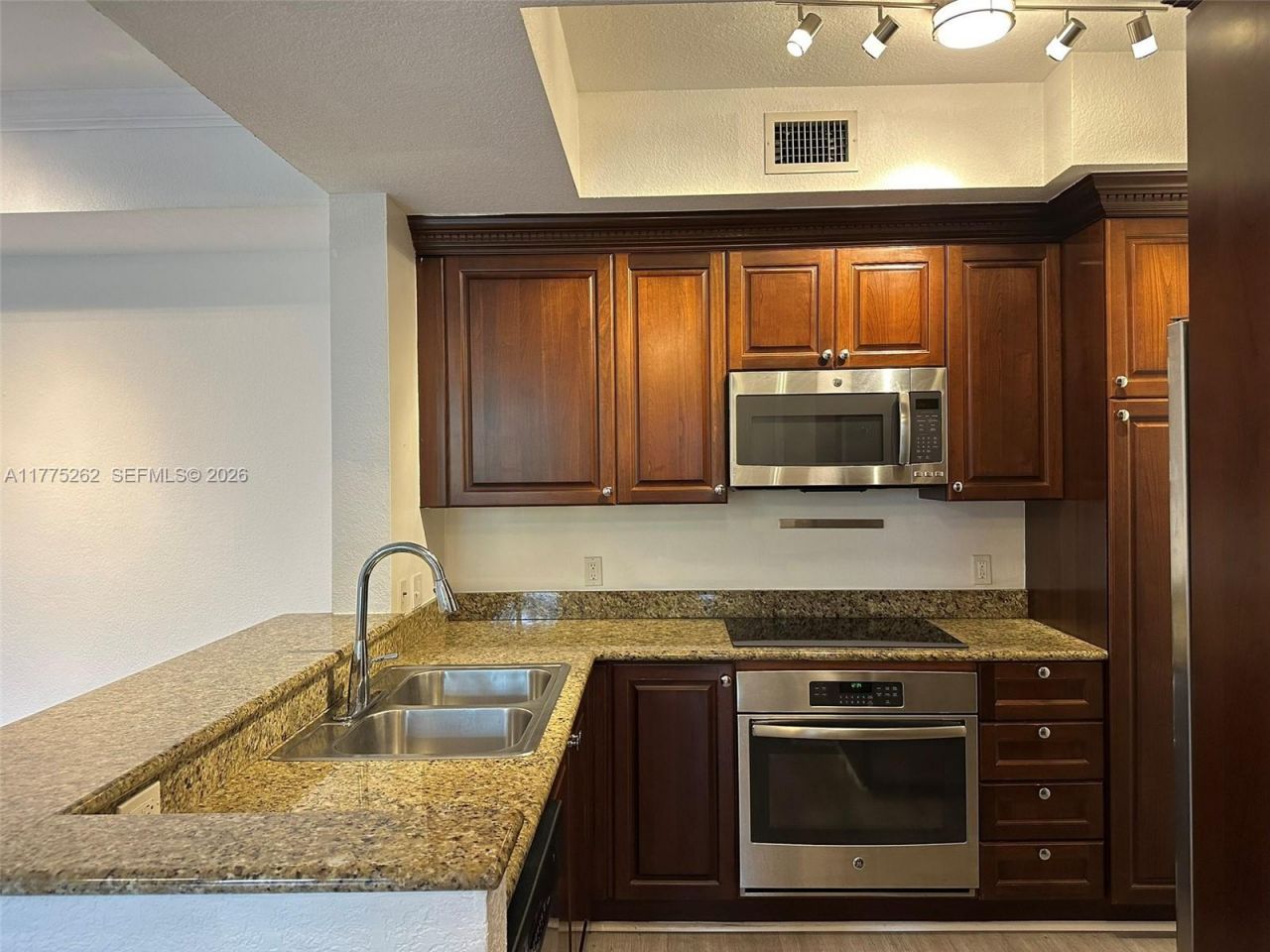 1660 Renaissance Commons Blvd, Unit 2424, Boynton Beach, FL 33426 Photo