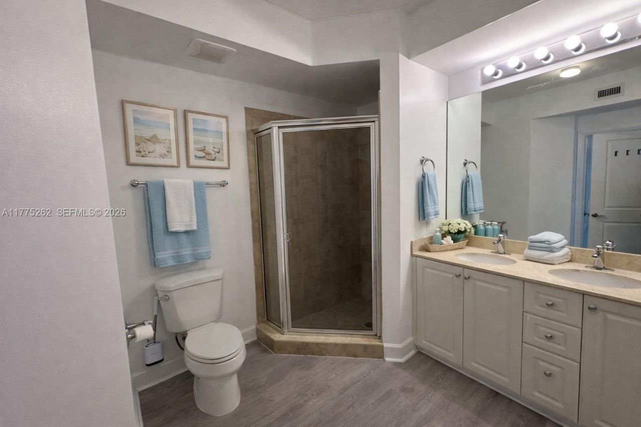 1660 Renaissance Commons Blvd, Unit 2424, Boynton Beach, FL 33426 Photo