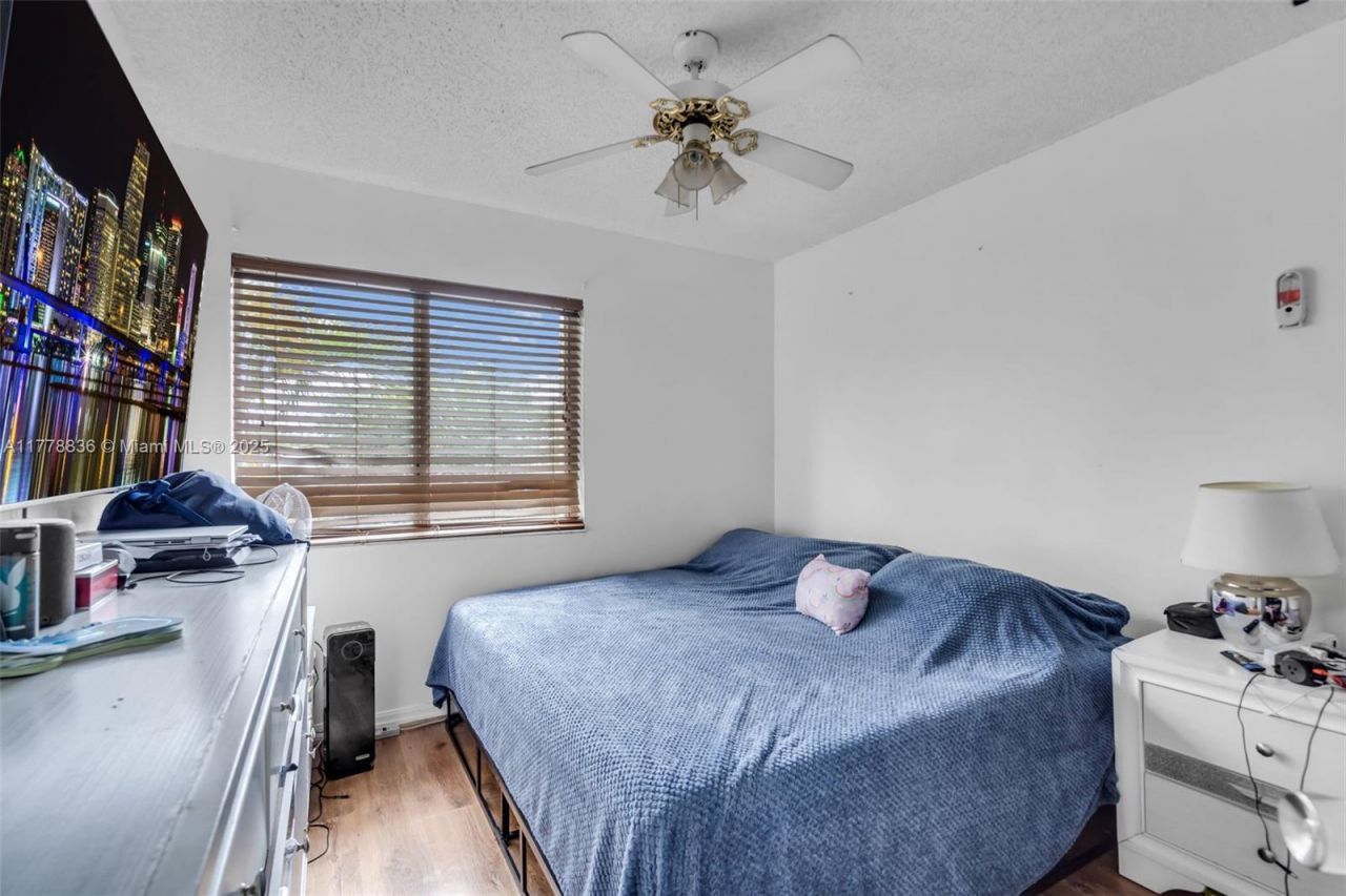 20857 NW 4th St, Unit 20869, Pembroke Pines, FL 33029 Photo