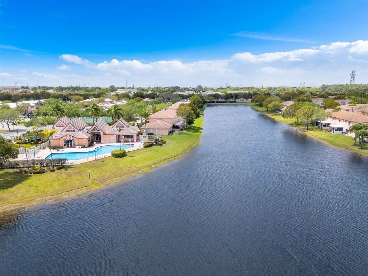 20857 NW 4th St, Unit 20869, Pembroke Pines, FL 33029 Photo