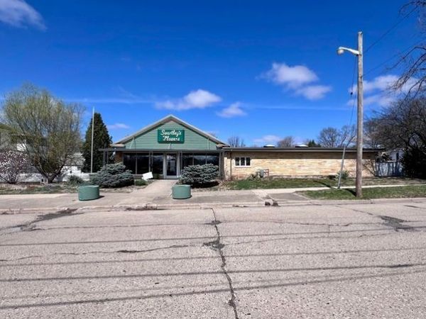 1706 E 5th Street, Sterling, IL 61081