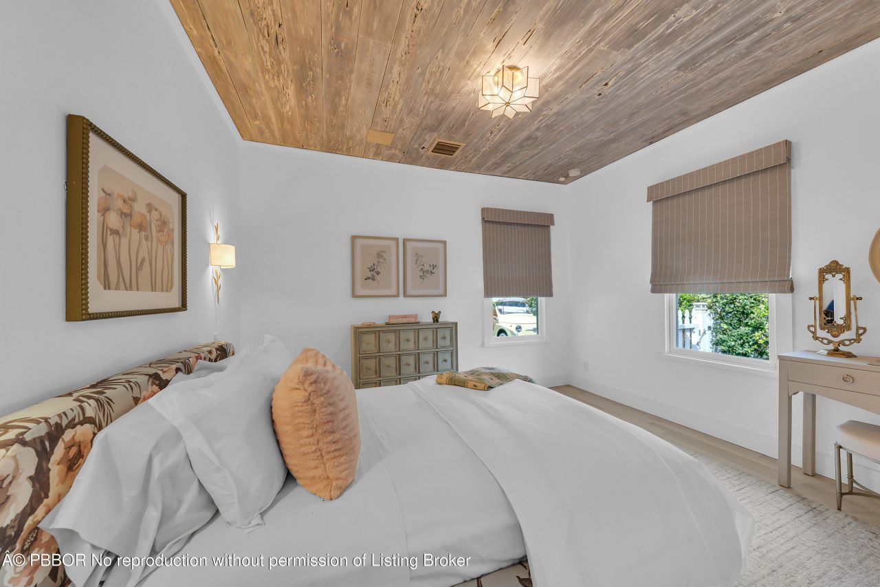 318 Australian Avenue, Palm Beach, FL 33480 Photo