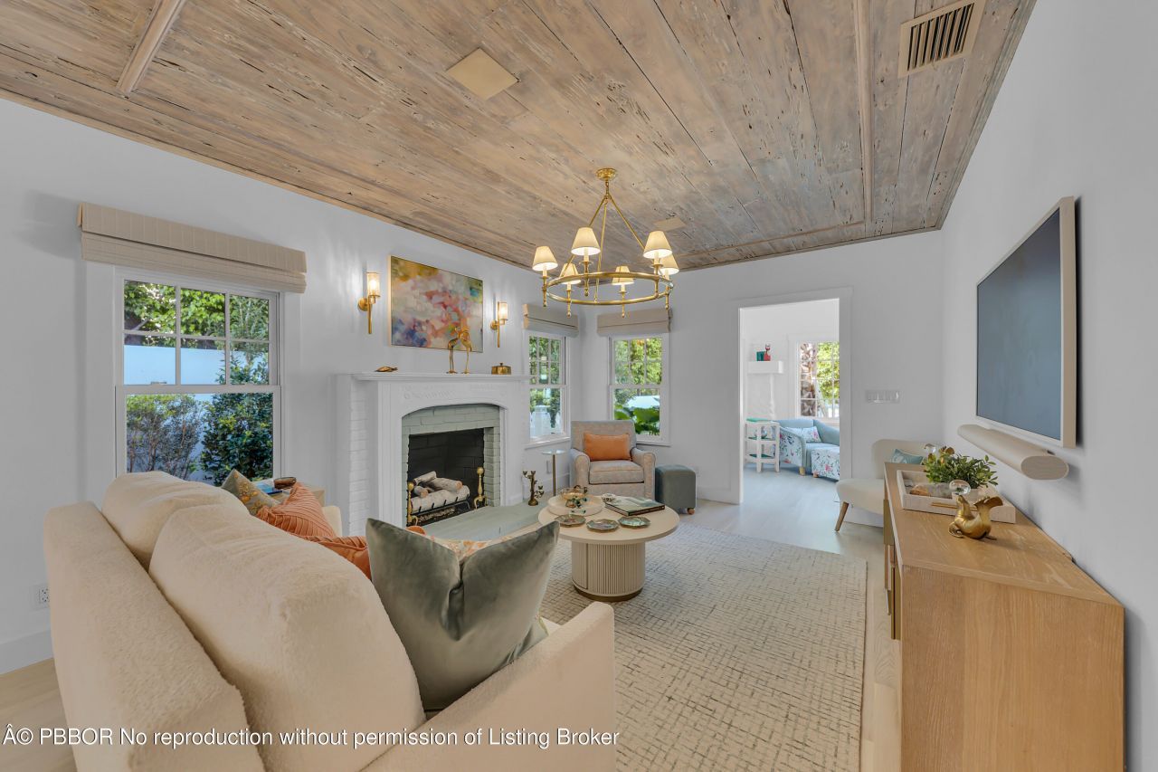 318 Australian Avenue, Palm Beach, FL 33480 Photo