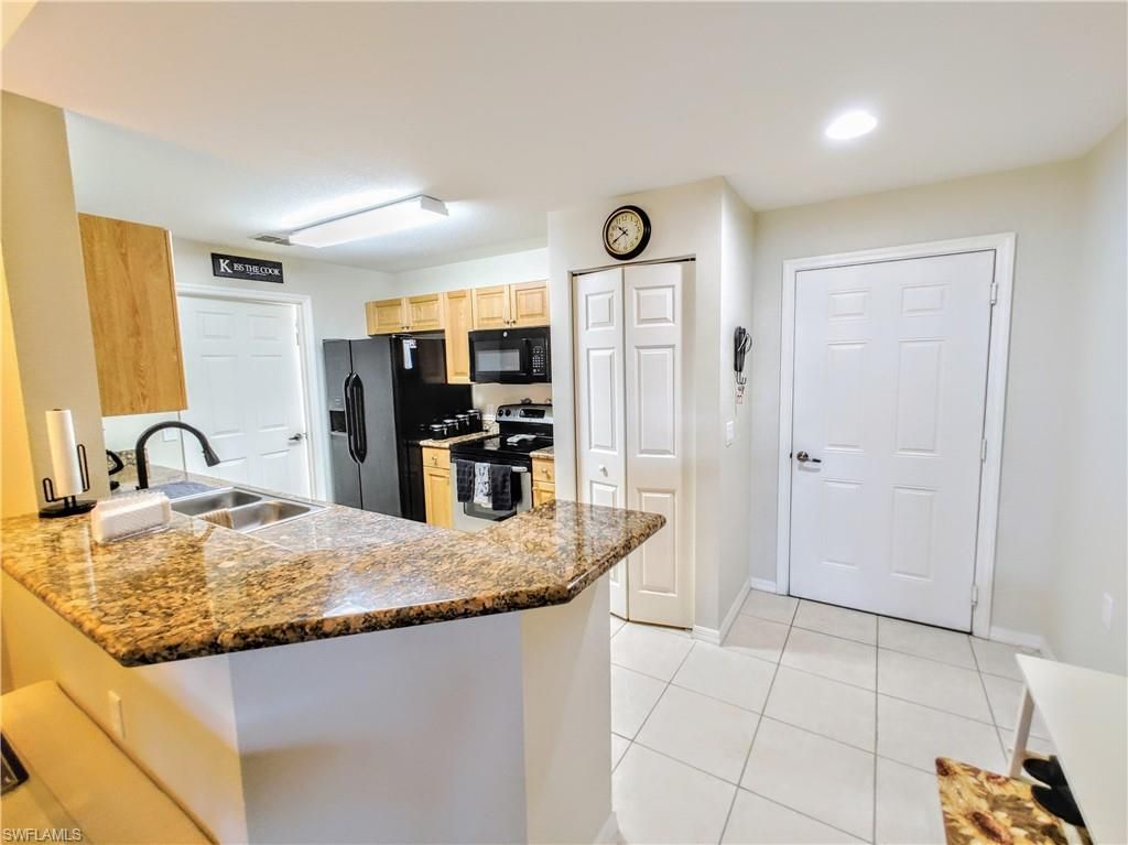 1788 Concordia Lake Cir, Unit 2702, Cape Coral, FL 33909 Photo