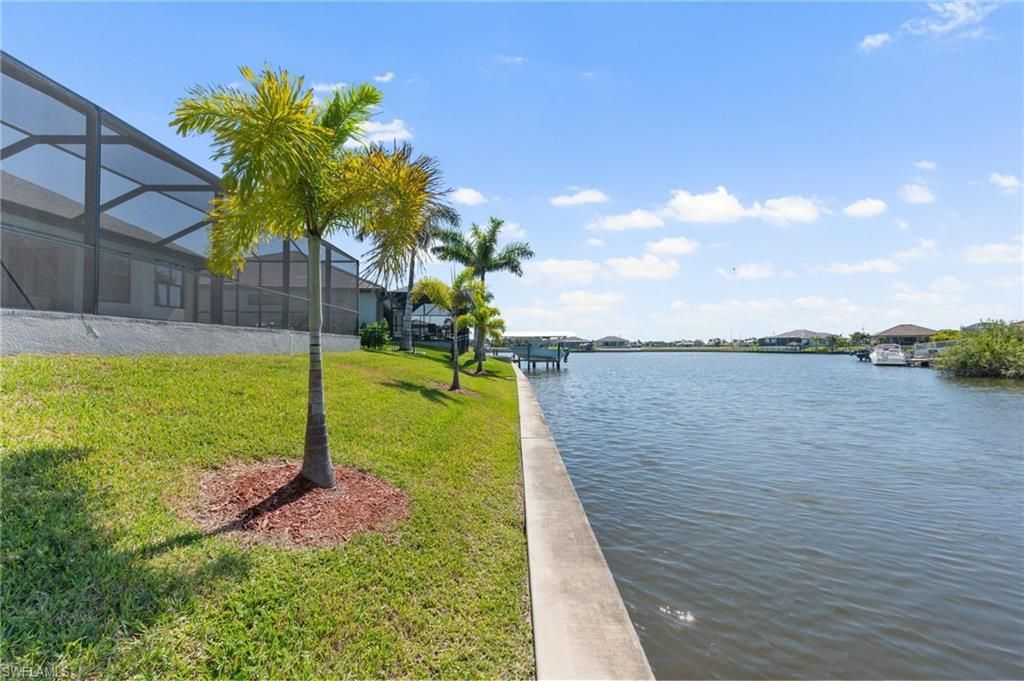 3234 NW 18th St, Cape Coral, FL 33993 Photo
