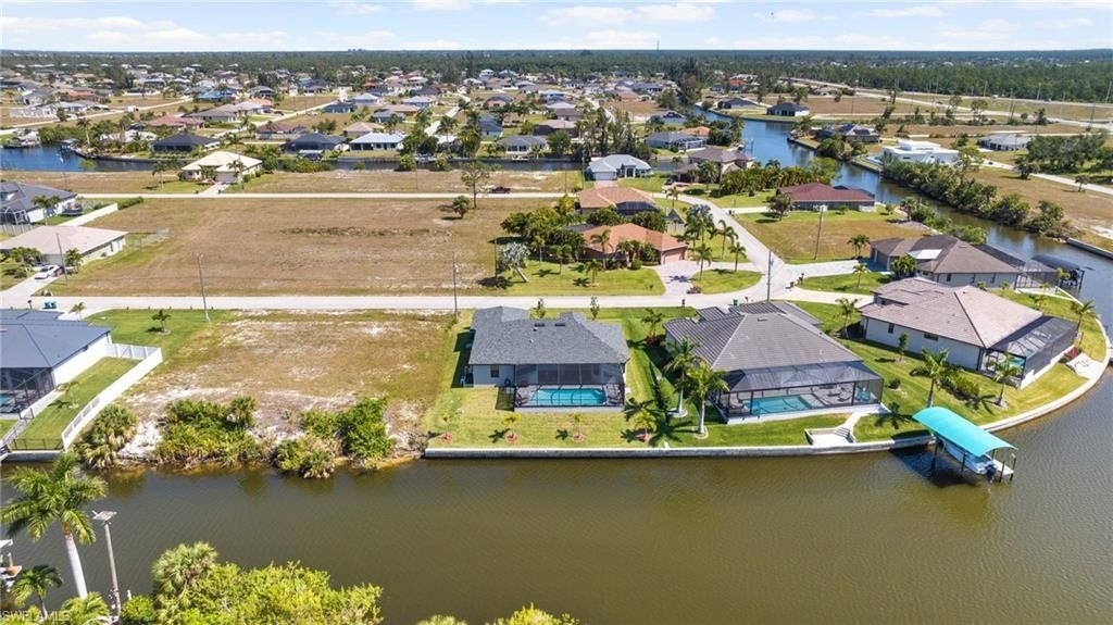3234 NW 18th St, Cape Coral, FL 33993 Photo