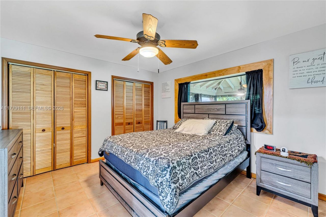 7801 SW 170th St, Palmetto Bay, FL 33157 Photo