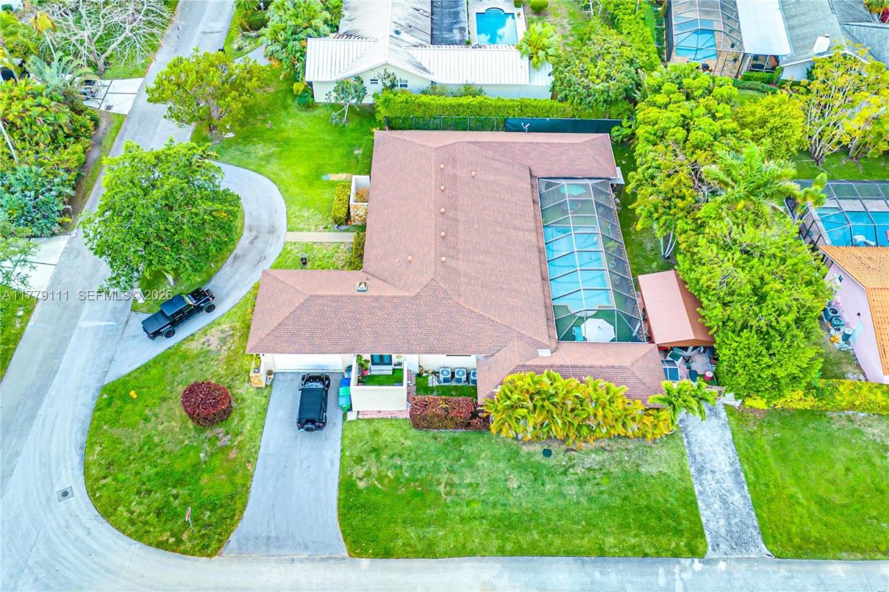 7801 SW 170th St, Palmetto Bay, FL 33157 Photo