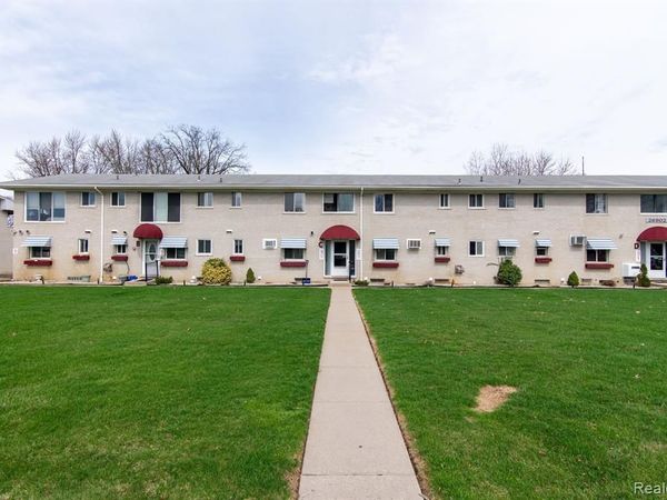 26902 SANDY HILL, Lyon Twp, MI 48165