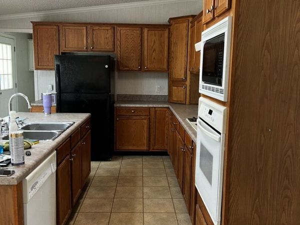 1920 Hickory Way, San Antonio, TX 78264