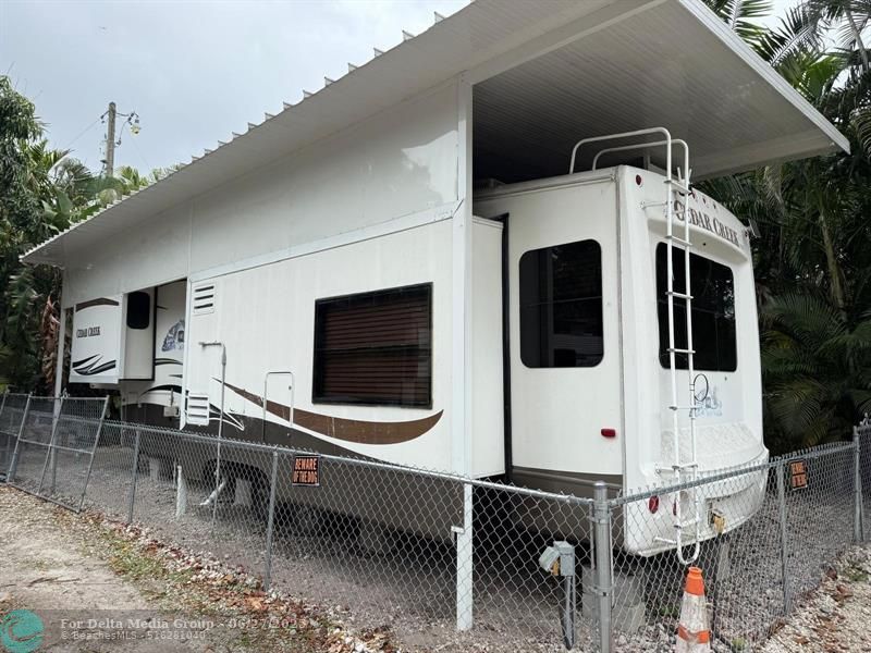 14500 NE 2, Miami, FL 33161 Photo