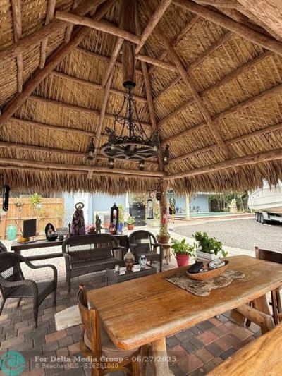 14500 NE 2, Miami, FL 33161 Photo