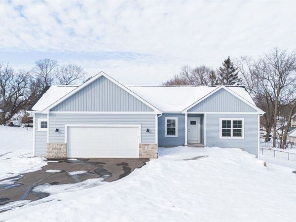297 Teri Lee Lane, Orfordville, WI 53576