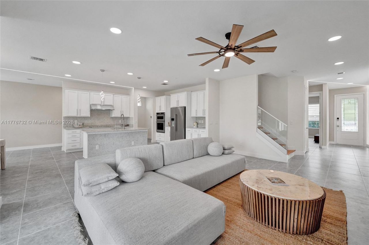 1348 Silk Oak Dr, Hollywood, FL 33021 Photo