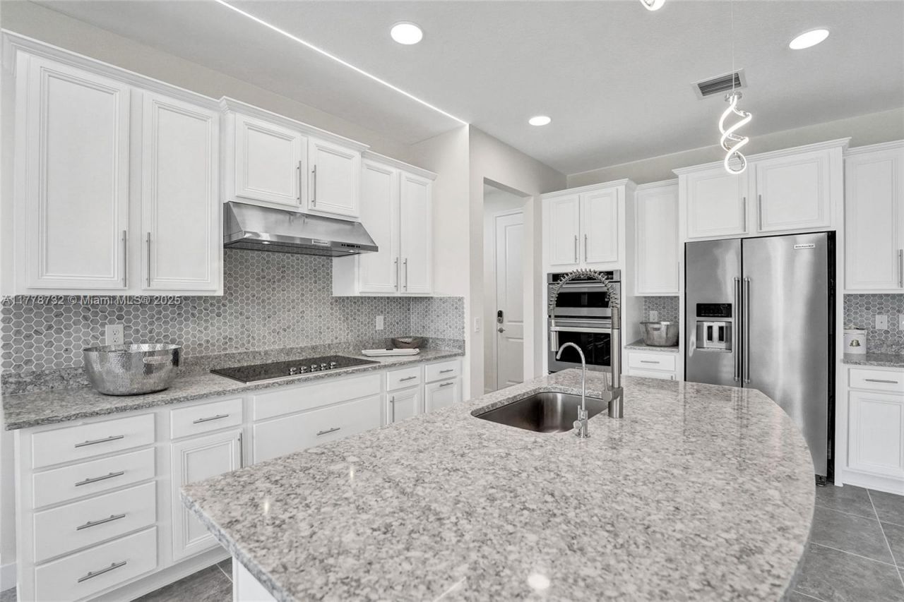 1348 Silk Oak Dr, Hollywood, FL 33021 Photo