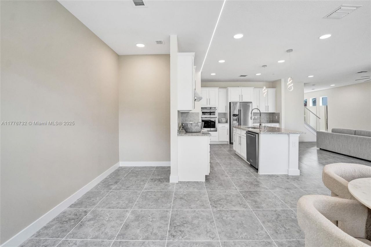 1348 Silk Oak Dr, Hollywood, FL 33021 Photo