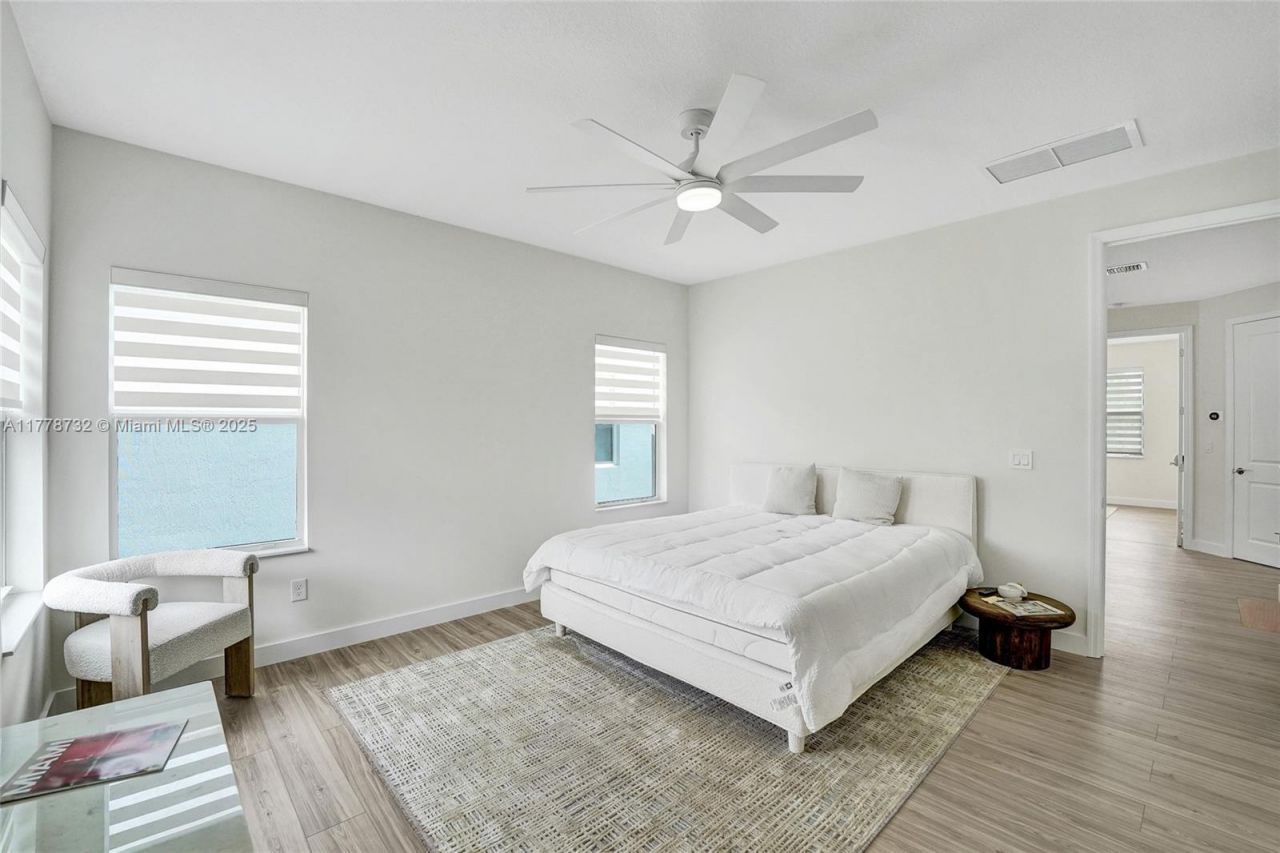 1348 Silk Oak Dr, Hollywood, FL 33021 Photo