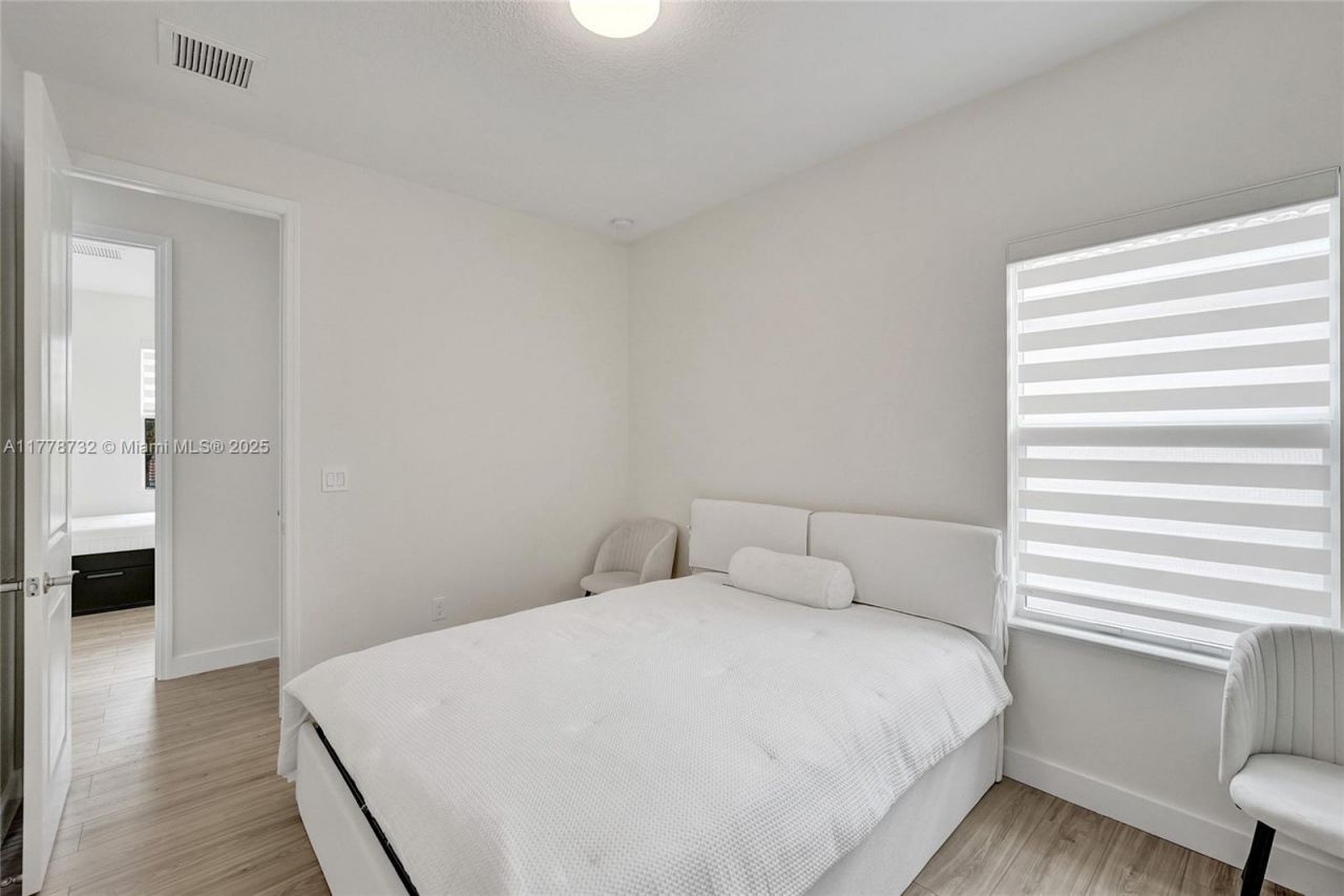 1348 Silk Oak Dr, Hollywood, FL 33021 Photo