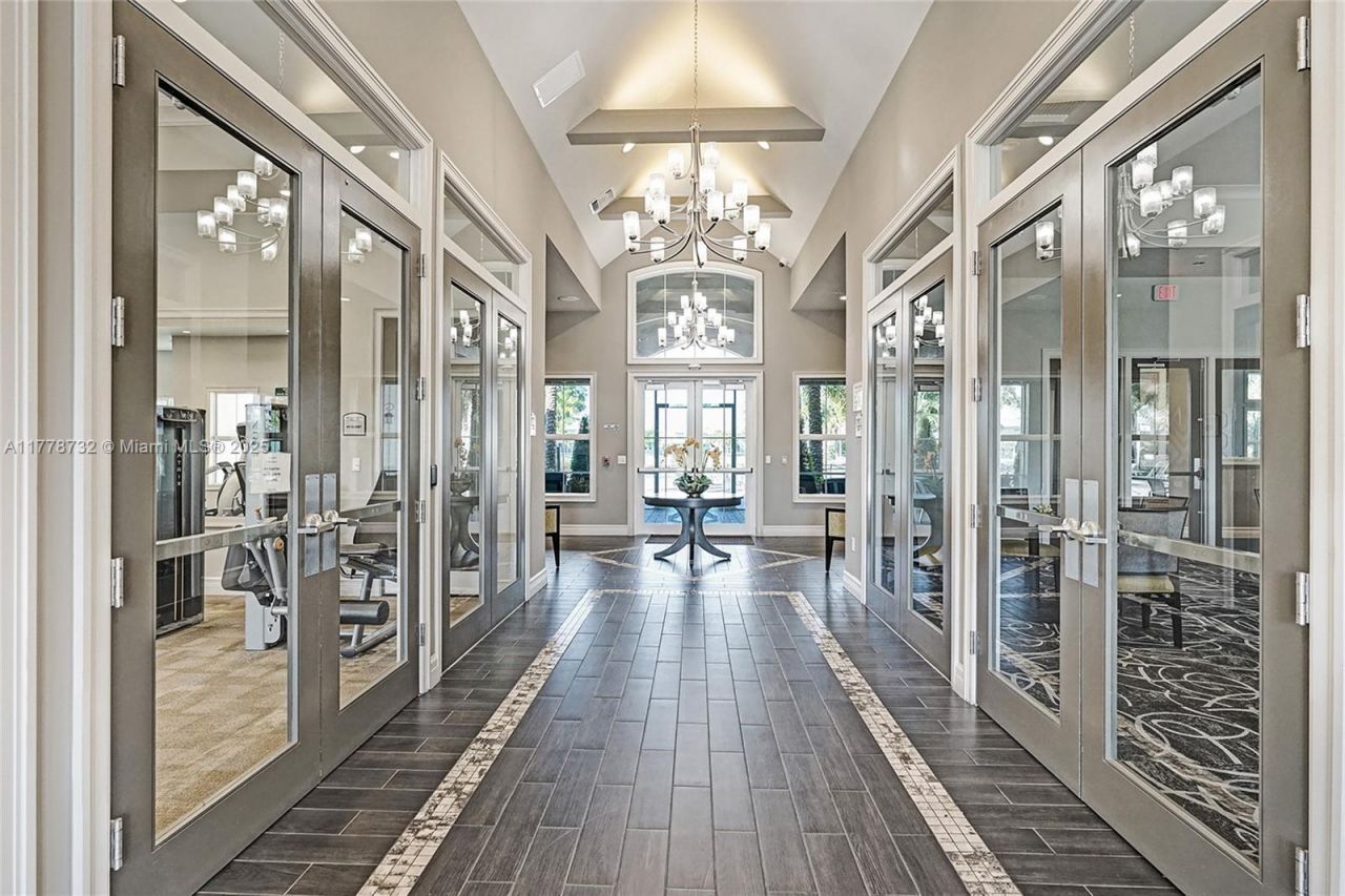 1348 Silk Oak Dr, Hollywood, FL 33021 Photo