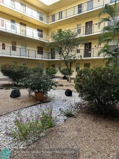 2831 Somerset Drive, Unit 118, Lauderdale Lakes, FL 33311 Photo