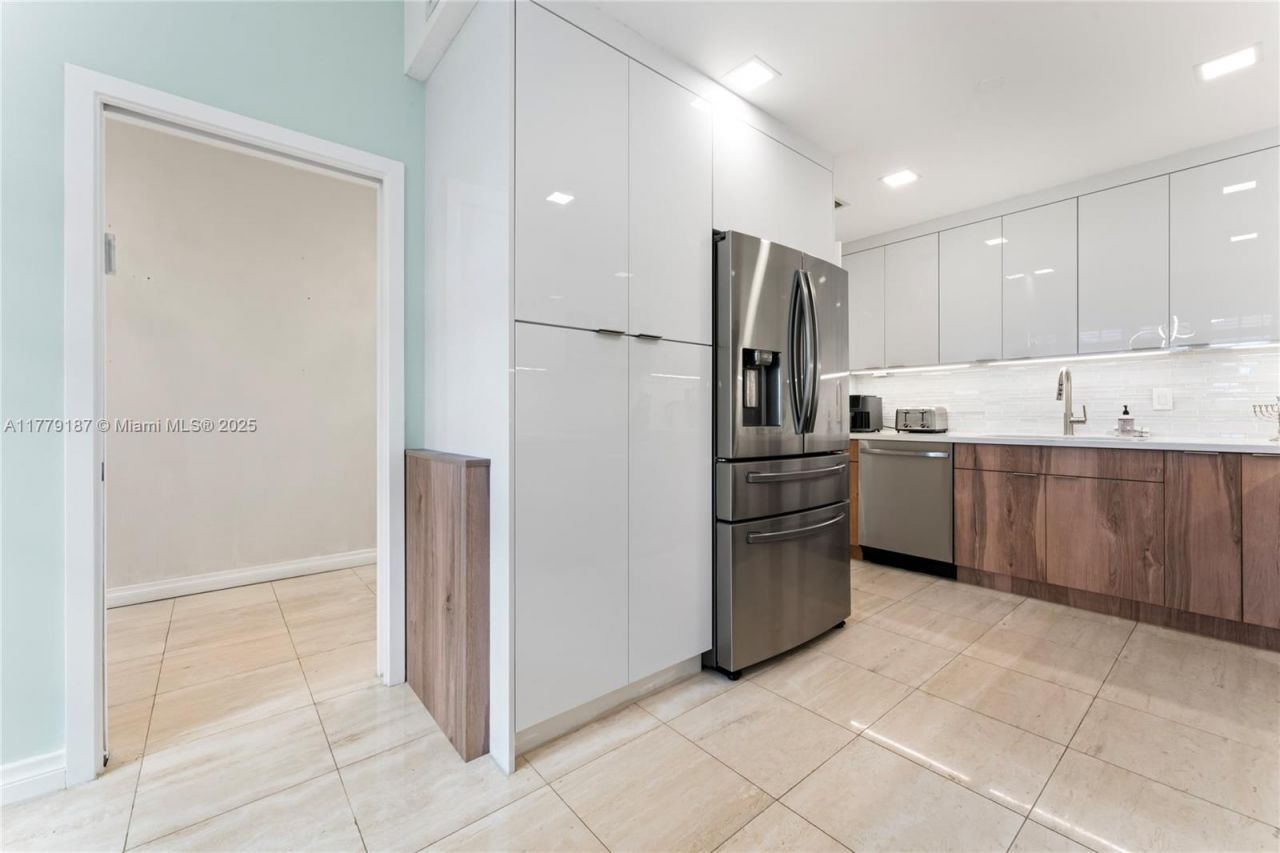 19133 Fisher Island Dr, Unit 19133, Miami Beach, FL 33109 Photo