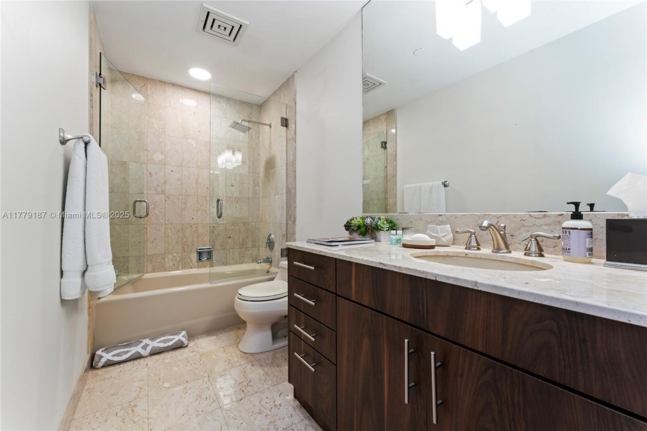 19133 Fisher Island Dr, Unit 19133, Miami Beach, FL 33109 Photo