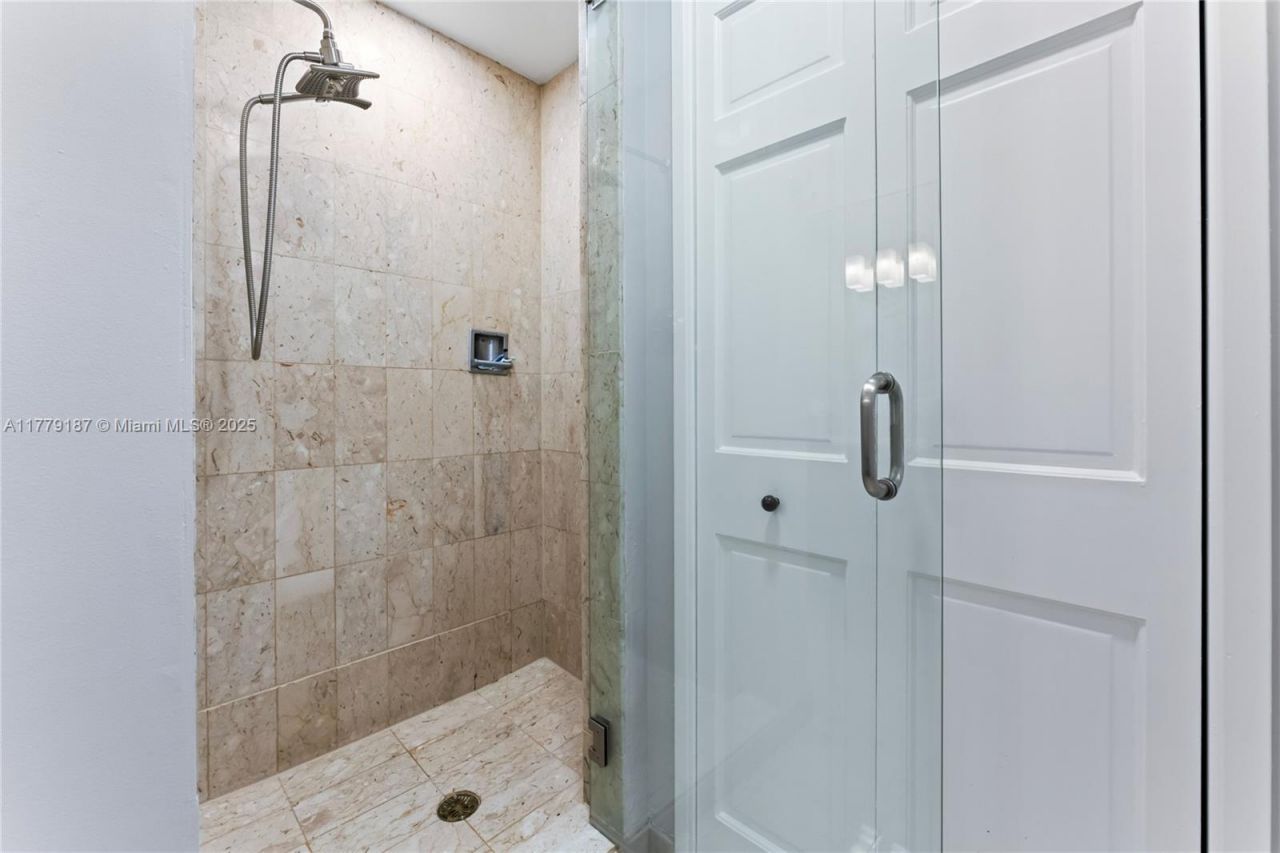 19133 Fisher Island Dr, Unit 19133, Miami Beach, FL 33109 Photo