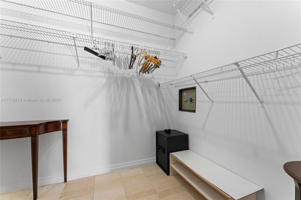 19112 Fisher Island Dr, Unit 19112, Miami Beach, FL 33109 Photo