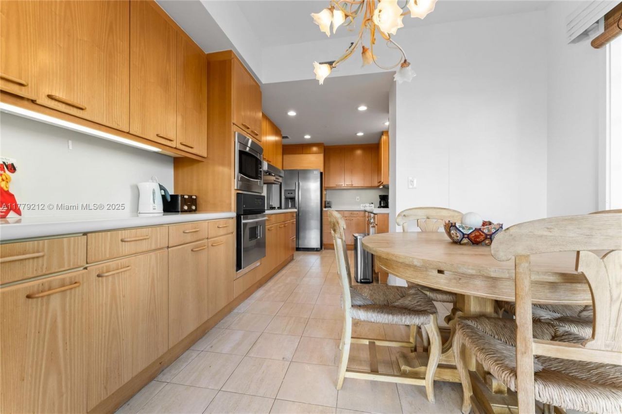 19112 Fisher Island Dr, Unit 19112, Miami Beach, FL 33109 Photo