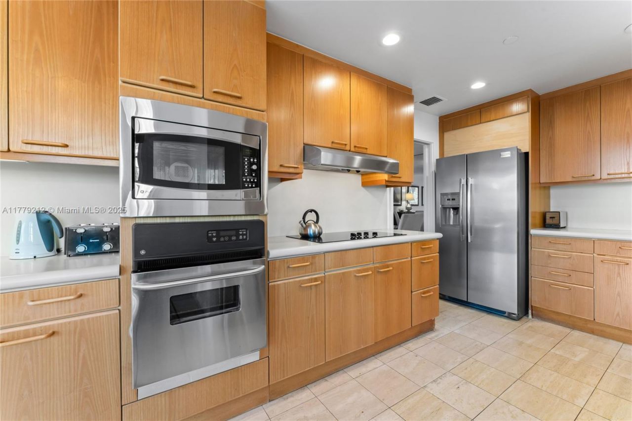 19112 Fisher Island Dr, Unit 19112, Miami Beach, FL 33109 Photo